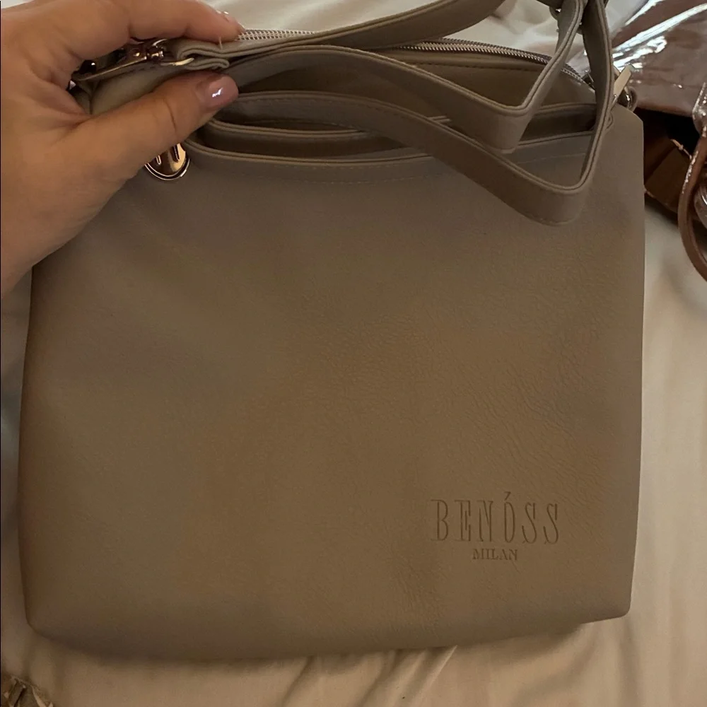 Benoss Milan‎ Beige Crossbody Bag